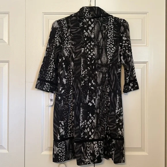 💖Robbie Bee black and white comfy sweater dress - Picture 6 of 7